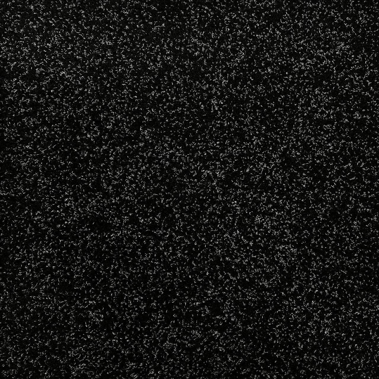 Black 622263
